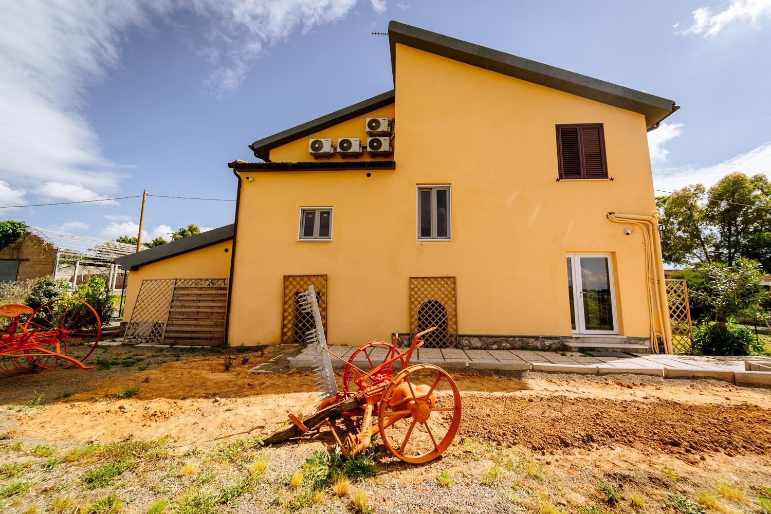 Agriturismo Bio Podere 109 - Wine&Food Альберезе Екстер'єр фото