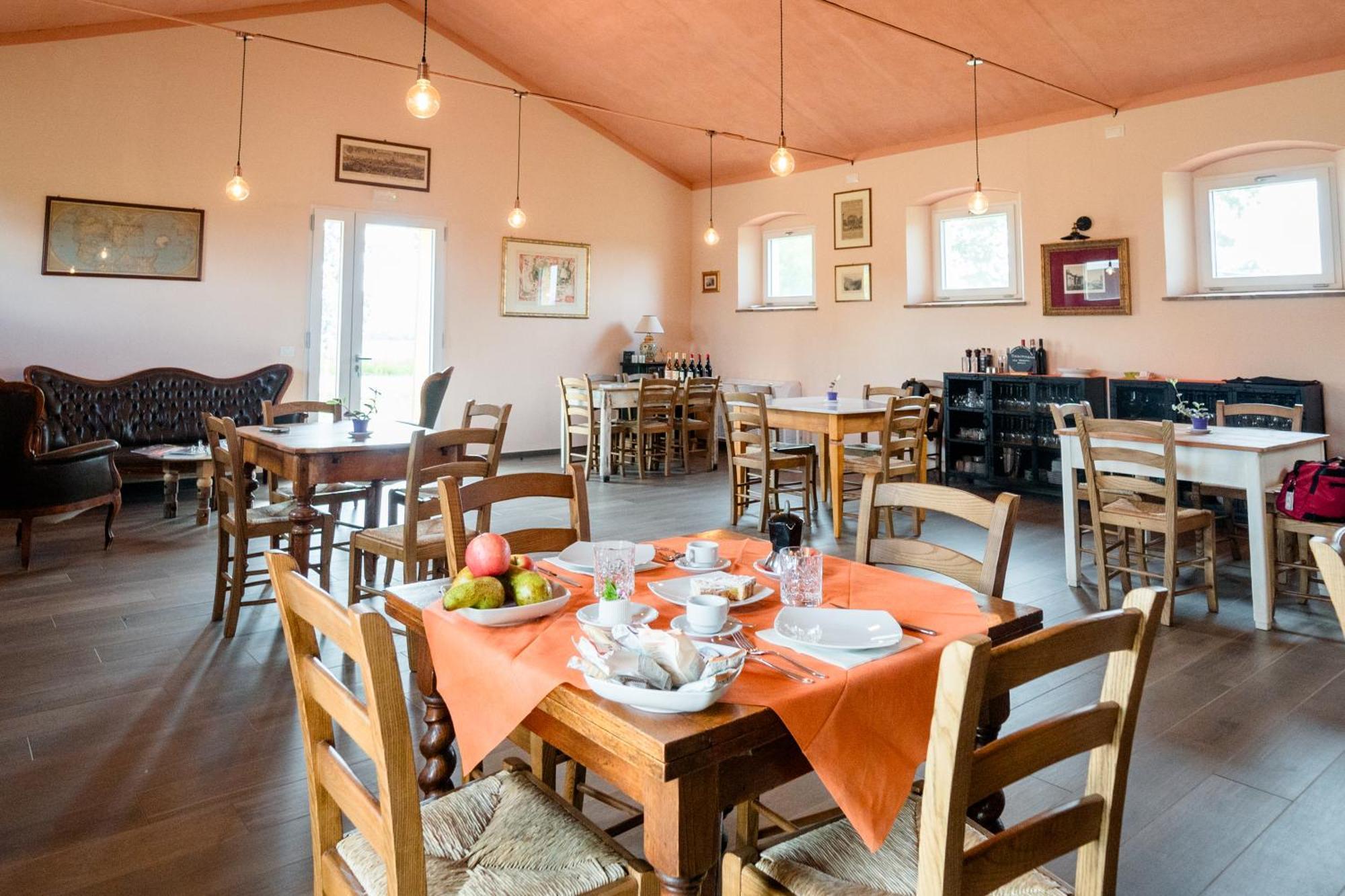 Agriturismo Bio Podere 109 - Wine&Food Альберезе Екстер'єр фото